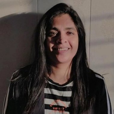 Tania T. - Freelance Developer