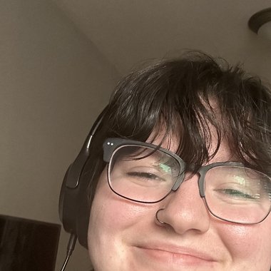 ellieschelske - Freelance 2d Animator