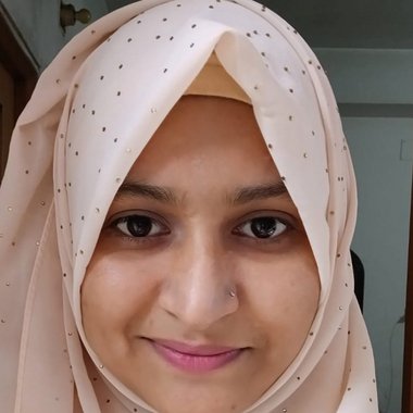 Roshni - Freelance Social Media Freelancer