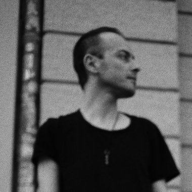 Sin S. - Freelance Graphic Designer