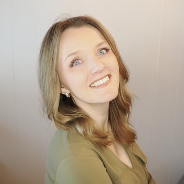 Ingrid P. - Freelance Videographer