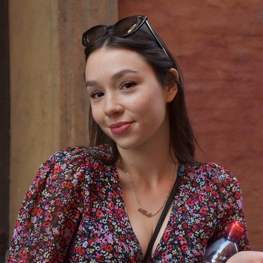 Nika K. - Freelance Designer