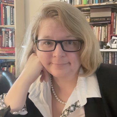 Martha L. - Freelance Graphic Designer