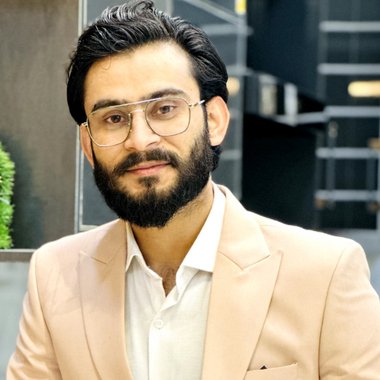 Usman N. - Freelance Videographer