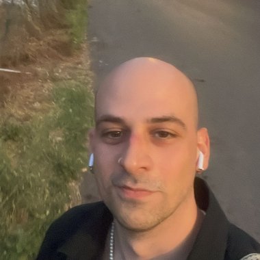 Lorenzo R. - Freelance Vocalist