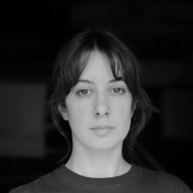 CamilaDaless - Freelance Graphic Designer