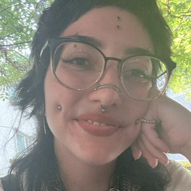 Zehra B. - Freelance Ui Designer