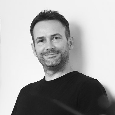 Neil H. - Freelance Ui Designer