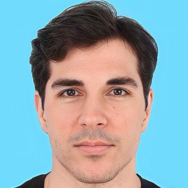 Massimo V. - Freelance Digital Marketer