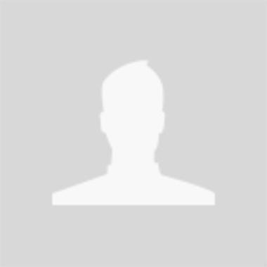 Marianna P. - Freelance Graphic Designer