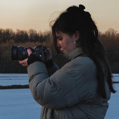 Hattie S. - Freelance Filmmaker