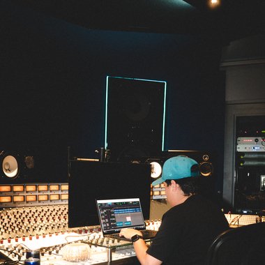 Carlos R. - Freelance Mixing Engineer