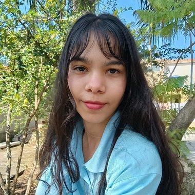 Jheniffer A. - Freelance Designer