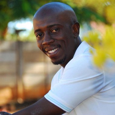 mozeshumba9148 - Freelance Vocalist