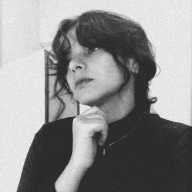 Ingrid A. - Freelance Designer