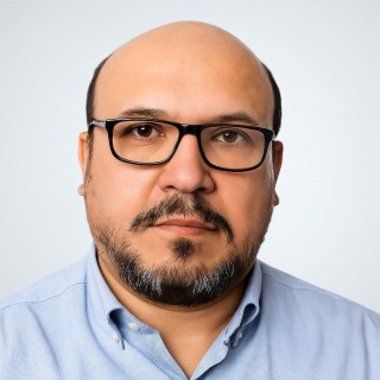 Ariel V. - Freelance Web Developer