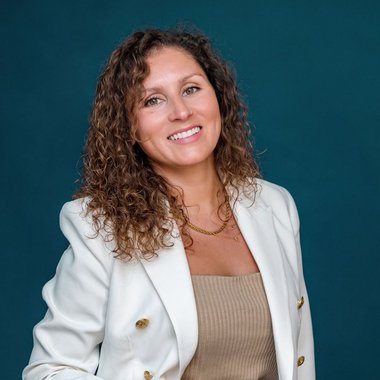 Raquel G. - Freelance Media Coordinator