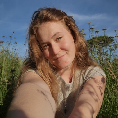 Gillian B. - Freelance Ugc Creator