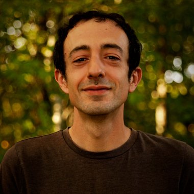 Florent T. - Freelance Graphic Designer