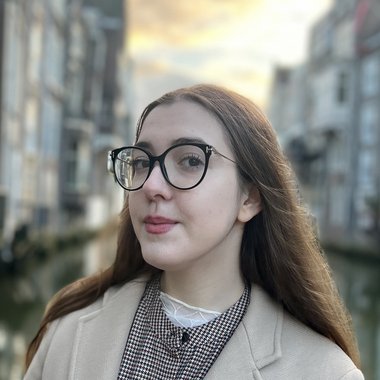 Veronika S. - Freelance Digital Marketer