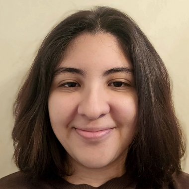 Adriana V. - Freelance Graphic Designer