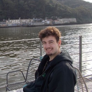 Julian H. - Freelance Affiliate Marketer