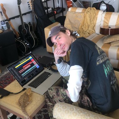 giovanni v. - Freelance Music Producer