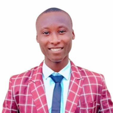 prada - Freelance Web Designer