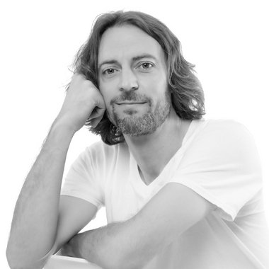 Andrew K. - Freelance Copywriter