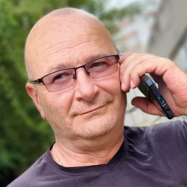 Balanslava - Freelance Logo Designer