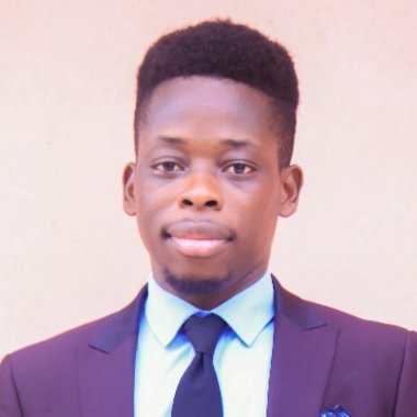 NZO O. - Freelance Content Creator