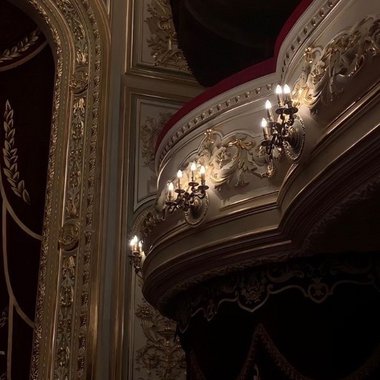 Angel999 - Freelance Writer