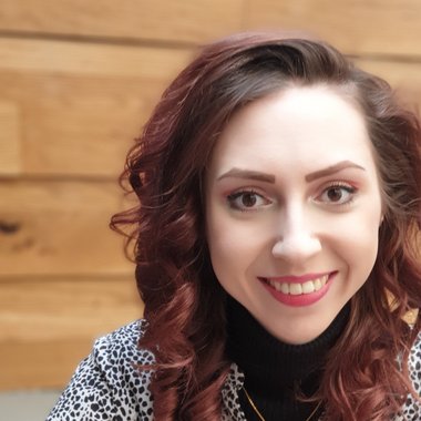 Veronika K. - Freelance Image Editor