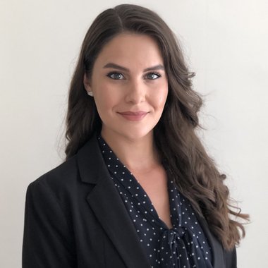 Mariana L. - Freelance Digital Marketer