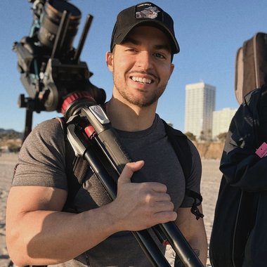 Emmanuel E. - Freelance Videographer