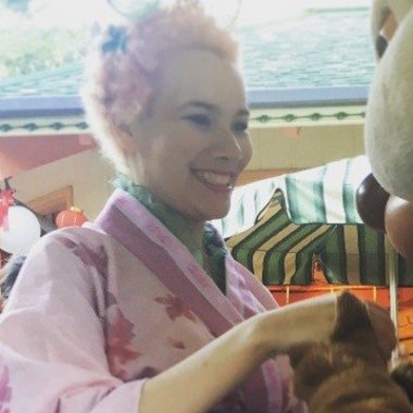 Naima D. - Freelance Artist