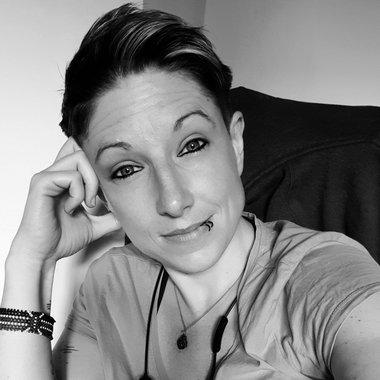 Sarah B. - Freelance Assistant Editor