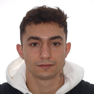 Lucas M. - Freelance Web Designer