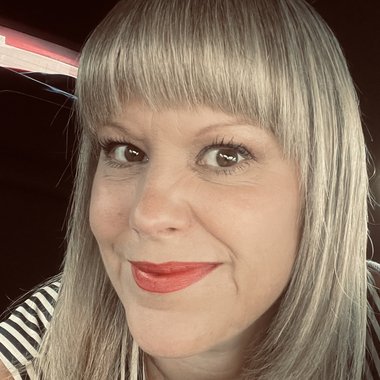 Alison L. - Freelance Lighting