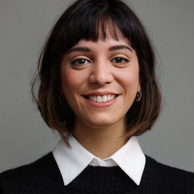 Leticia C. - Freelance Ui Designer