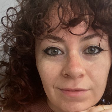 Josie I. - Freelance Packaging Designer