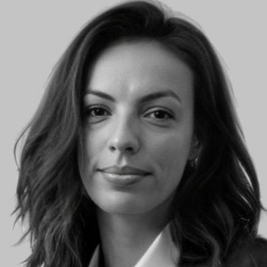 Mariana S. - Freelance Web Designer