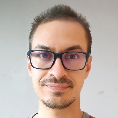 Gabriele A. - Freelance Packaging Designer