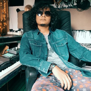 Juna g. - Freelance Music Producer