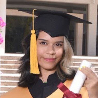 Katia S. - Freelance Voiceover Artist