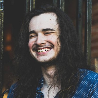 Owen F. - Freelance Actor