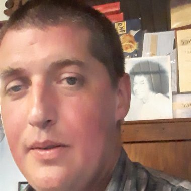 Thomas B. - Freelance Character Designer