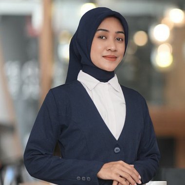 Safrida A. - Freelance Video Editor