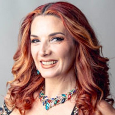 Elinore E. - Freelance Ux Designer