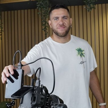 Leandro L. - Freelance Camera Operator